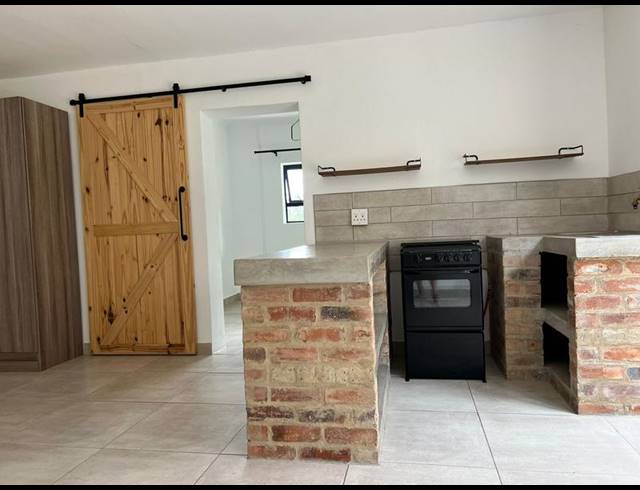 1 BEDROOM PROPERTY TO RENT IN LYNNWOOD MANOR